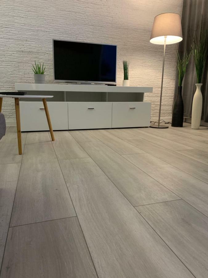 Stary ToruńApartament Zelazna 11アパートメント エクステリア 写真